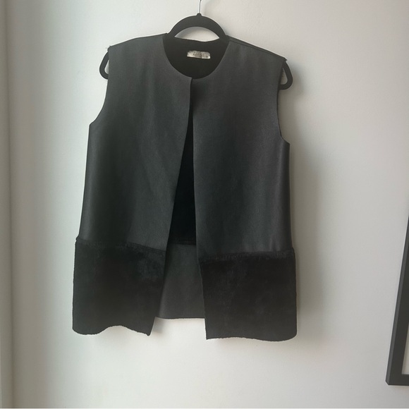 ITALIAN VEST FAUX LEATHER FAUX FUR BLACK - Picture 1 of 9
